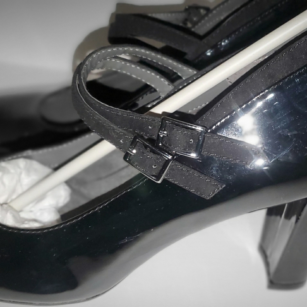 Aerosoles women Black patent leather high heels